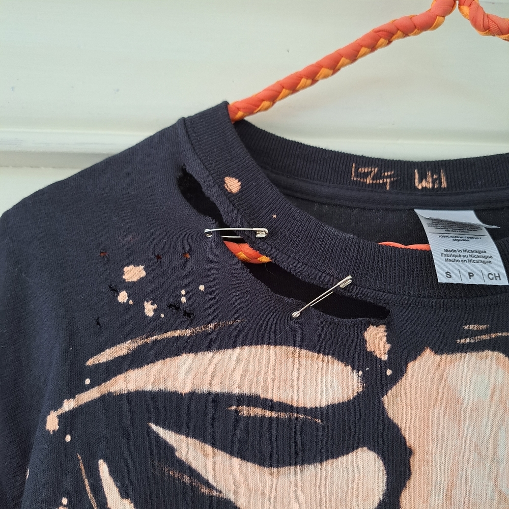 Skeleton Ribcage Shirt - Picture 6 of 6